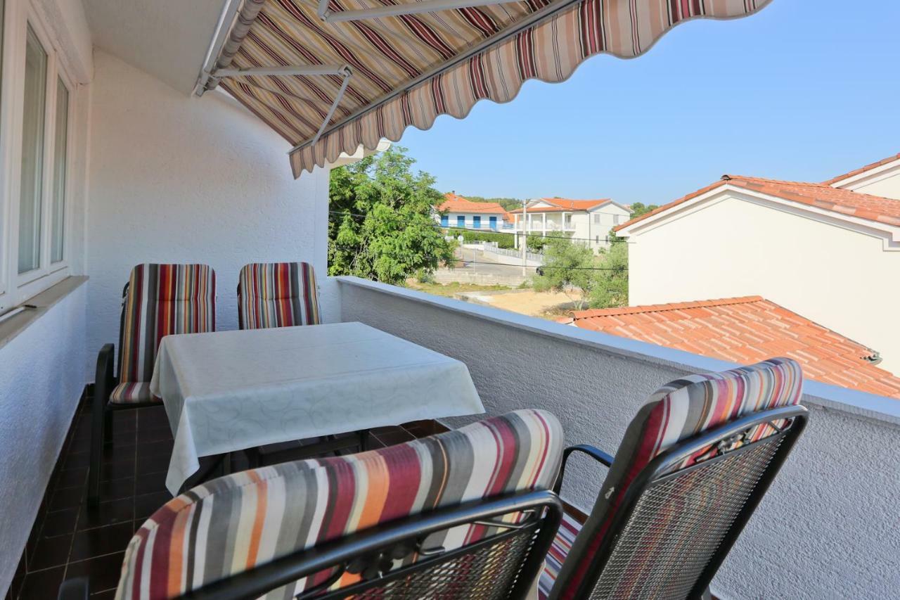 Apartment Nada *