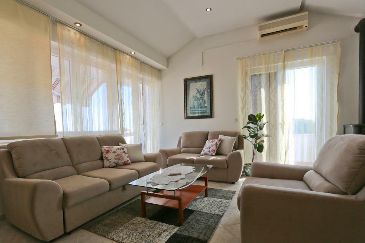 Nada Apartment *